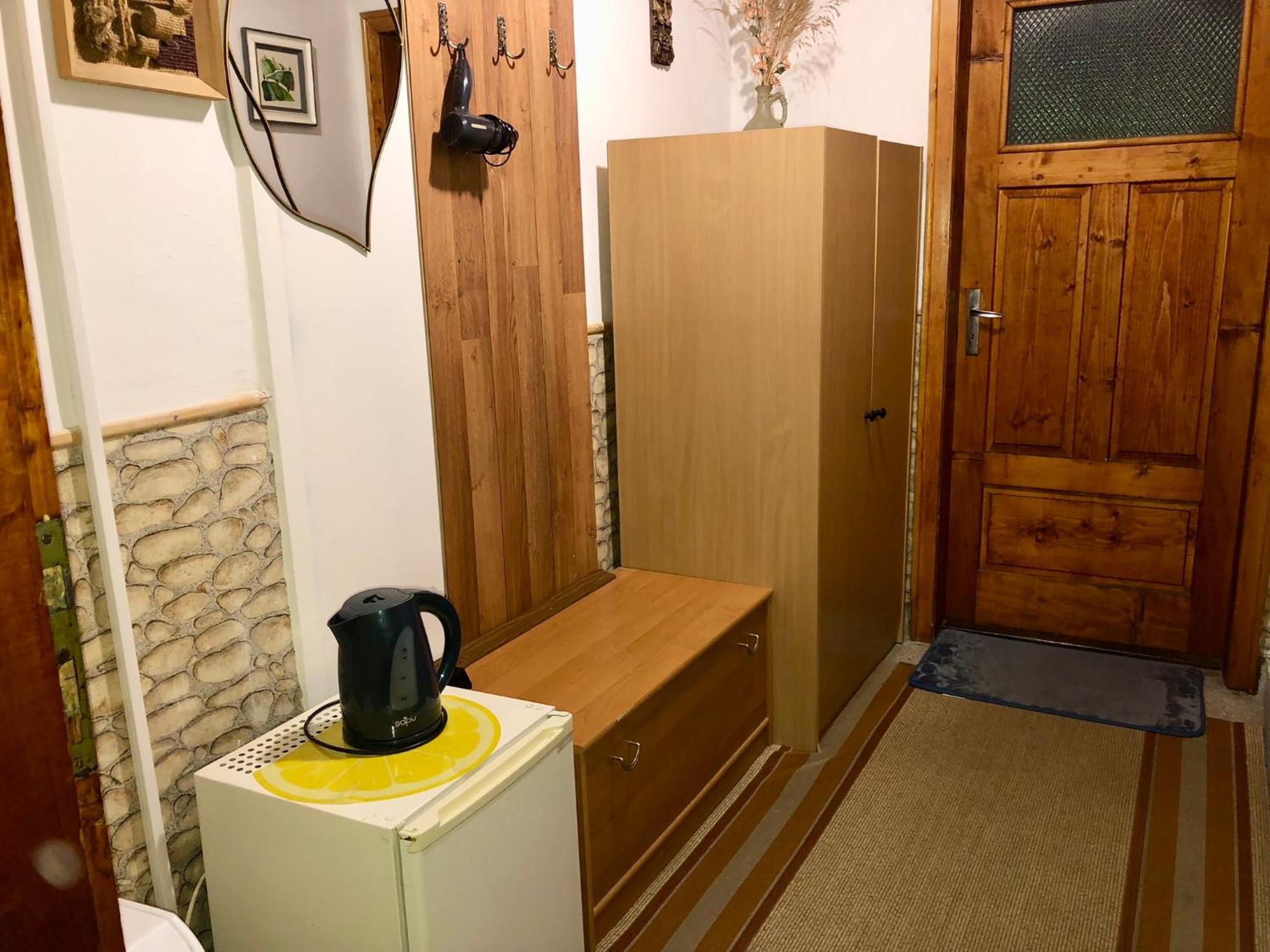 Niya Guest House Beli Iskar Exterior foto